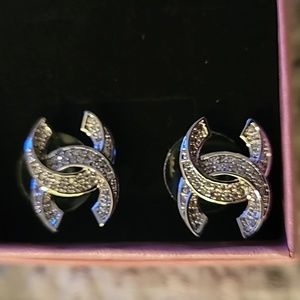 LAST REMAINING STOCK! CC Fashion Earrings Silver